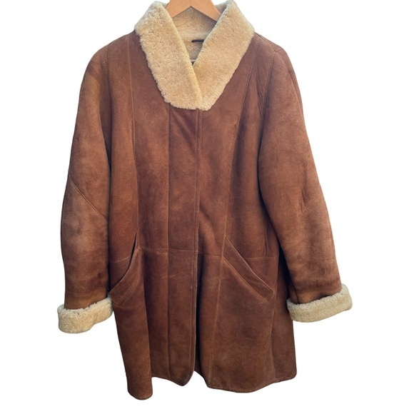Shearling Coat and Hat - Size 12 - Picture 3 of 16